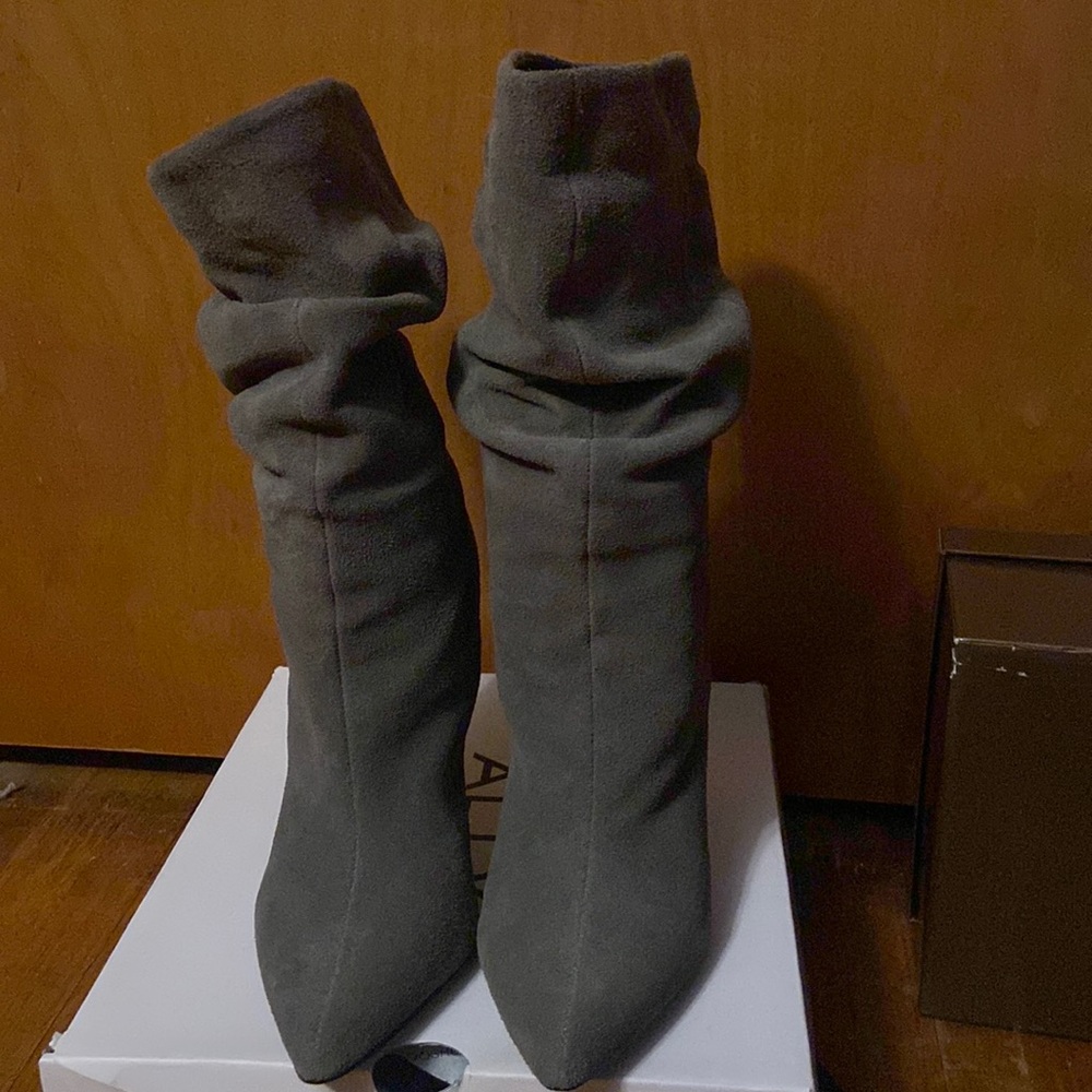 Suede boots from Aldo. Worn twice.